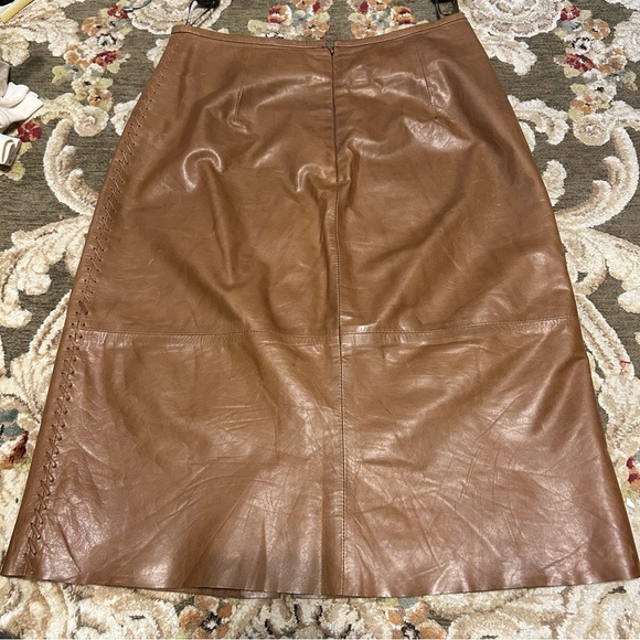 Banana Republic Tan whip stitched Western Boho Leather Skirt - Picture 9 of 9